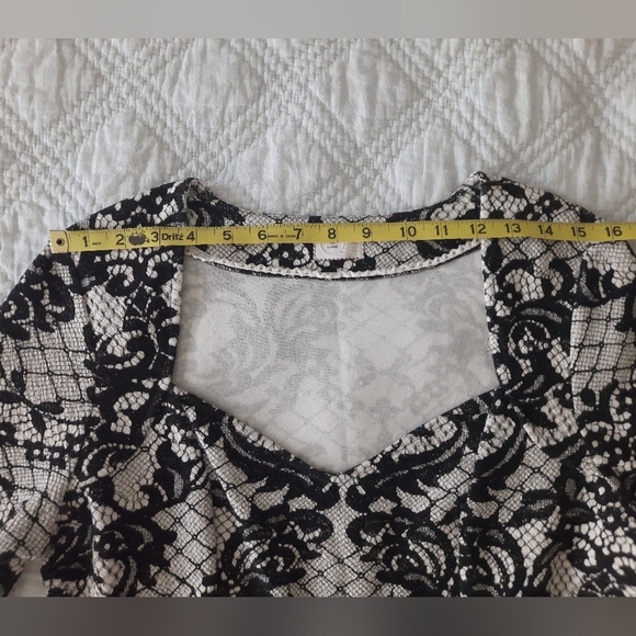 Anthropologie Postmark Leia Lace Print Peplum Blouse - Picture 9 of 11